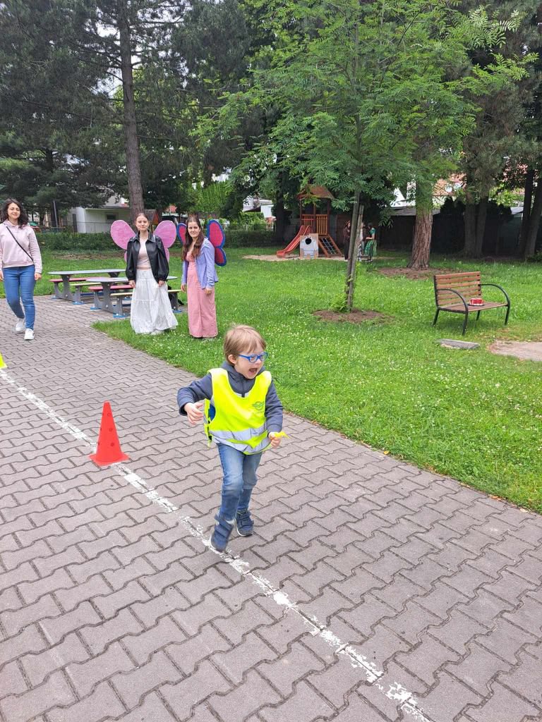 498172669_122175608522498148_3392880693812025229_n
